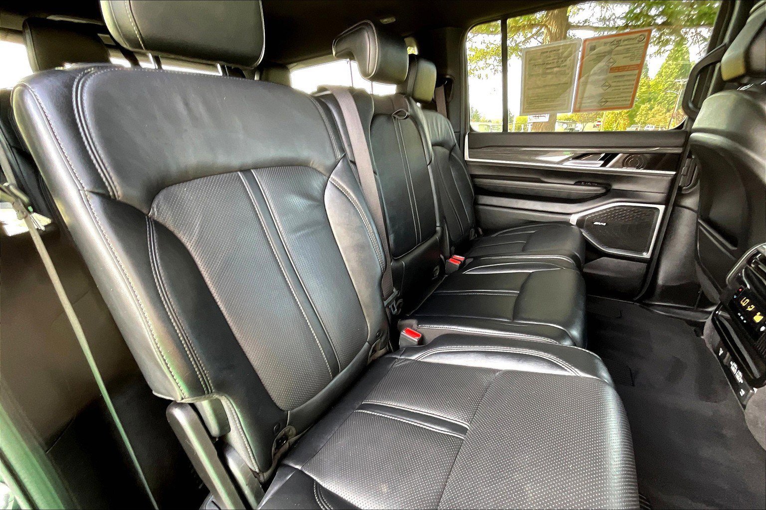 Used 2022 Jeep Wagoneer Series II image 25