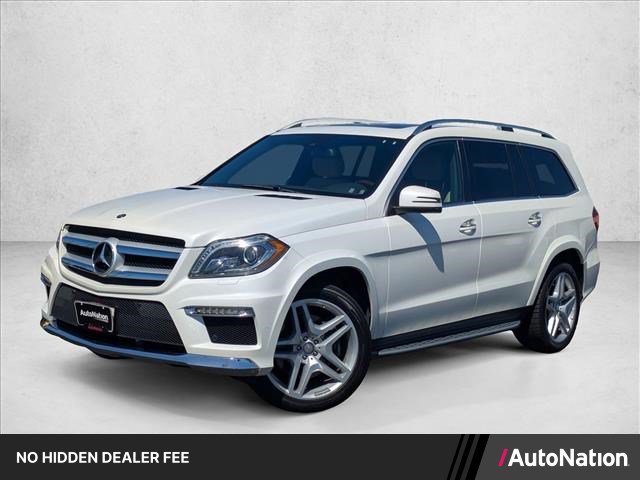 Used 2013 Mercedes-Benz GL 550 4MATIC image 1