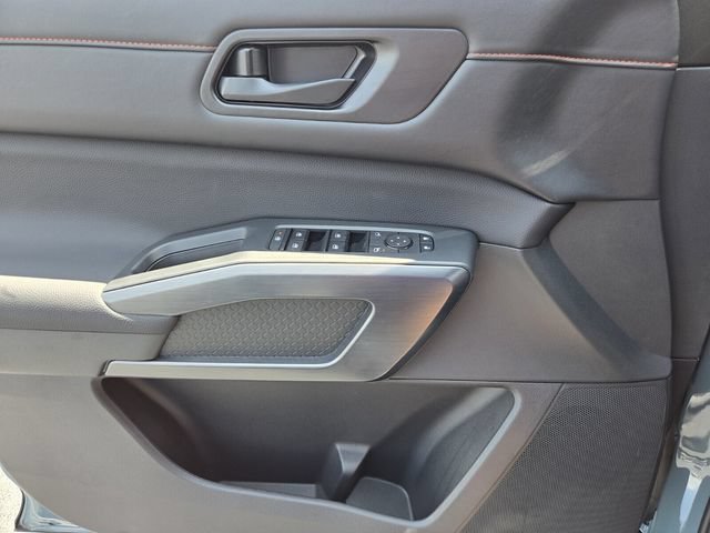 New 2026 Nissan Pathfinder Rock Creek AWD/4WD image 19