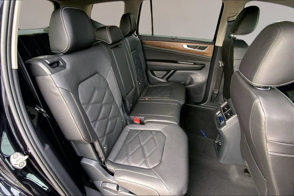 Used 2026 Volkswagen Atlas SE AWD/4WD image 10