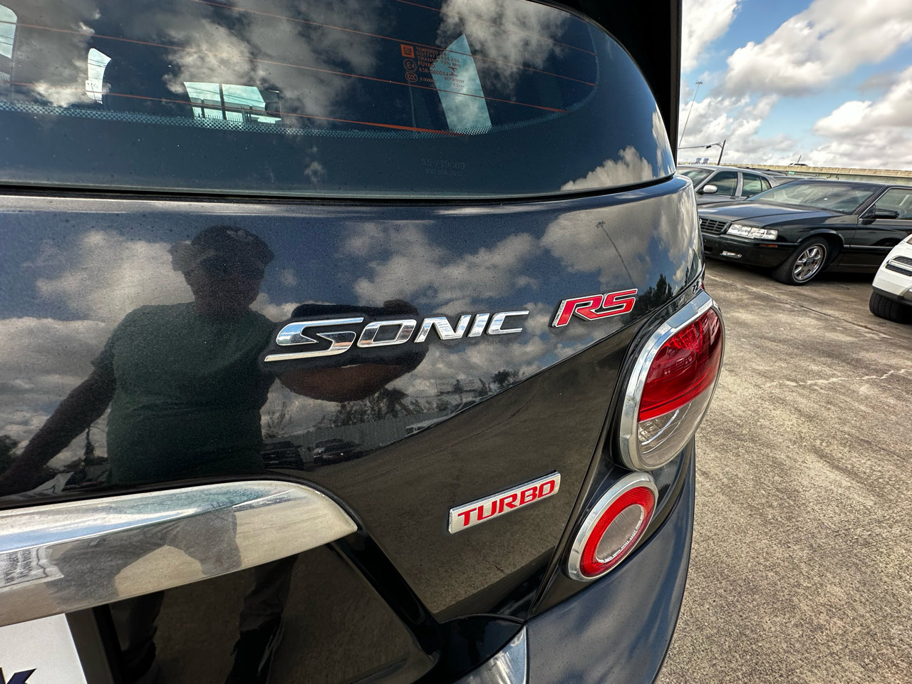 Used 2014 Chevrolet Sonic RS w/ Advanced Safety Package image 37