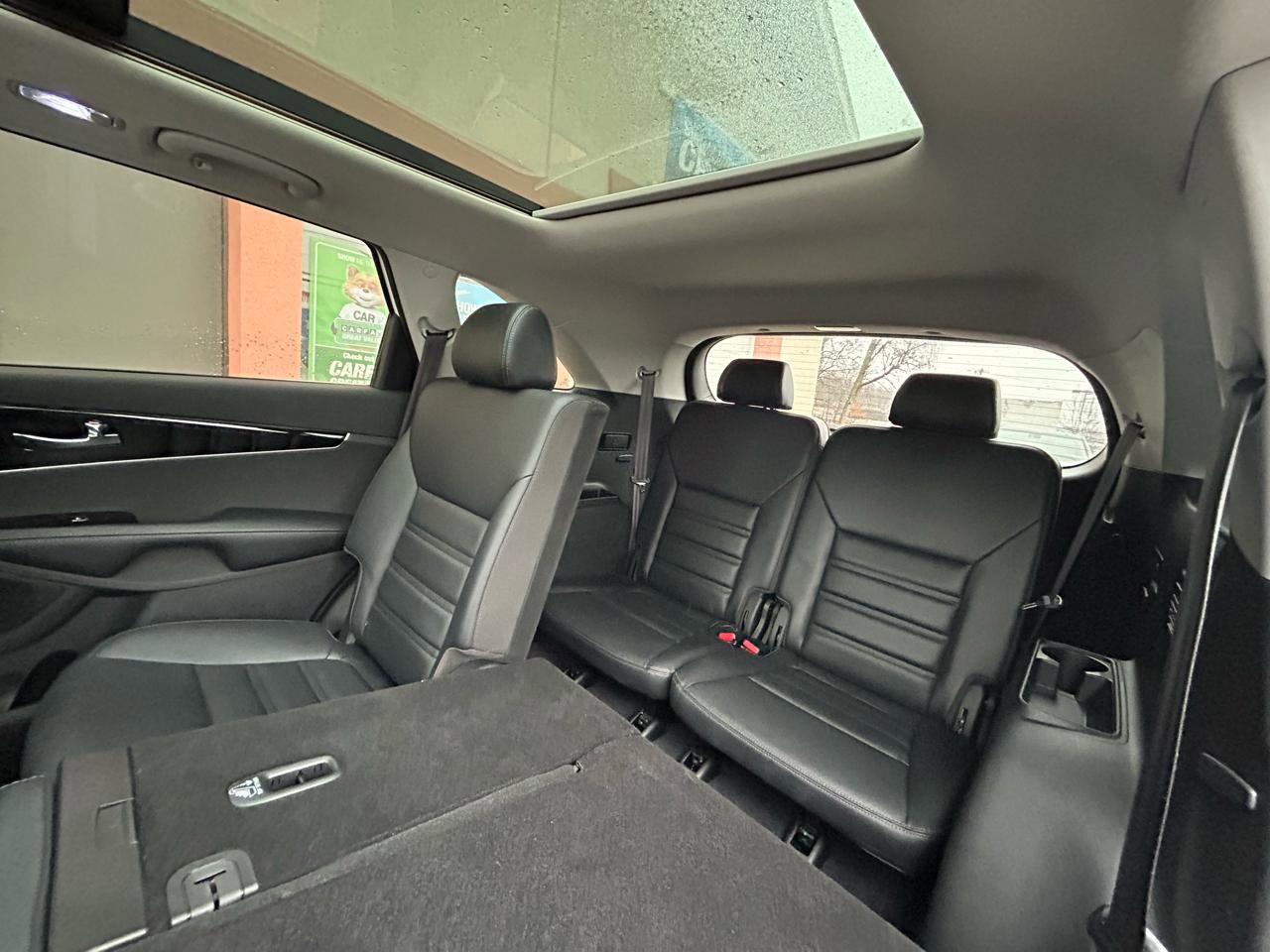 Used 2020 Kia Sorento EX image 17