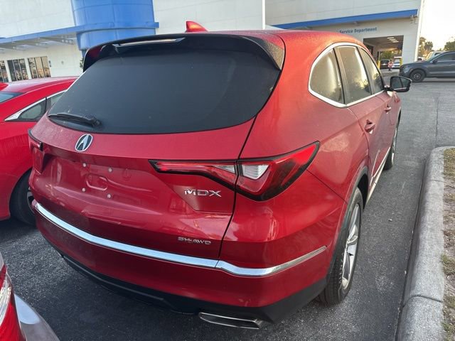 Used 2023 Acura MDX SH-AWD image 2