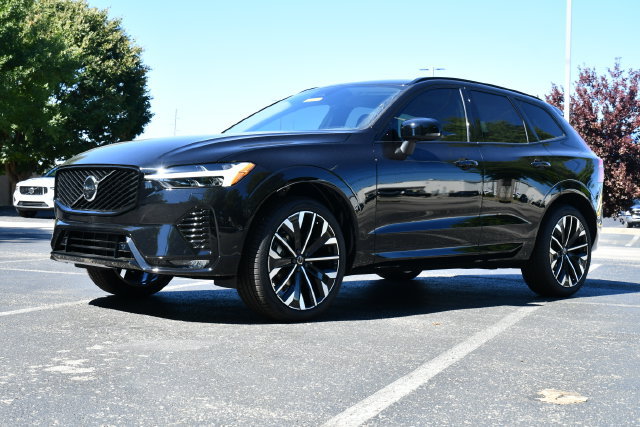 New 2027 Volvo XC60 B5 Ultra AWD/4WD image 3