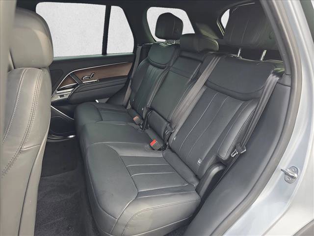 Used 2023 Land Rover Range Rover SE image 14