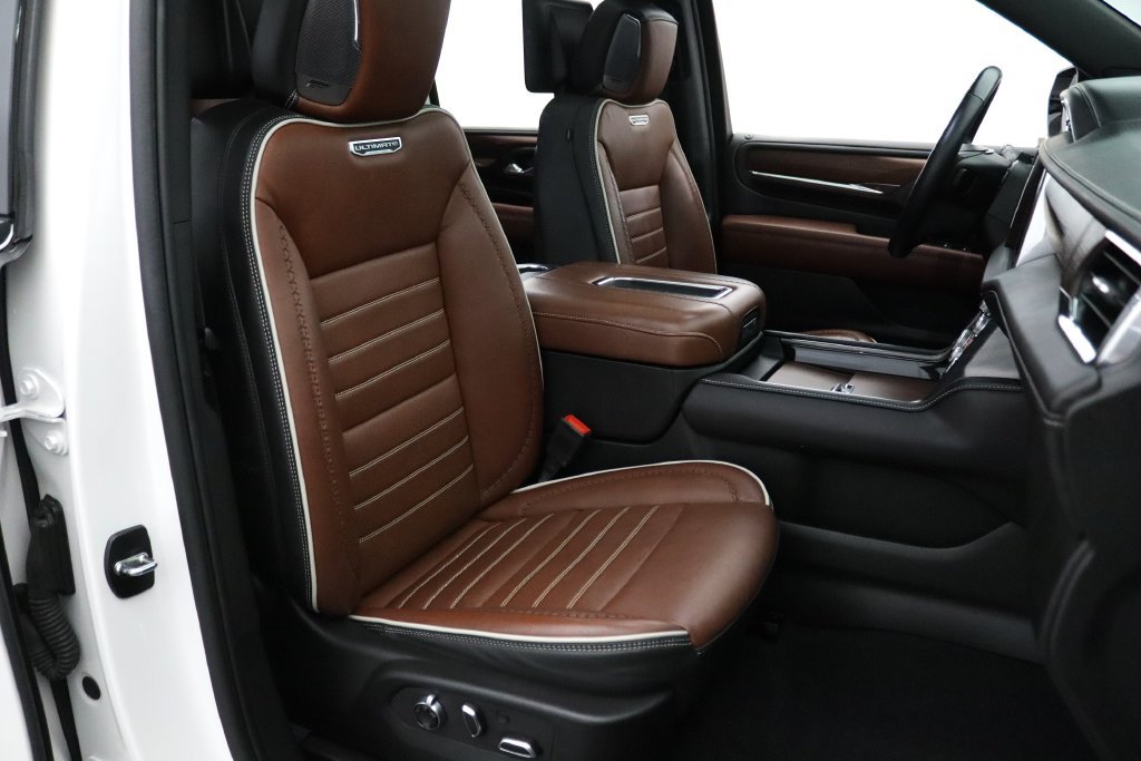 Certified 2024 GMC Yukon Denali Ultimate AWD/4WD image 23