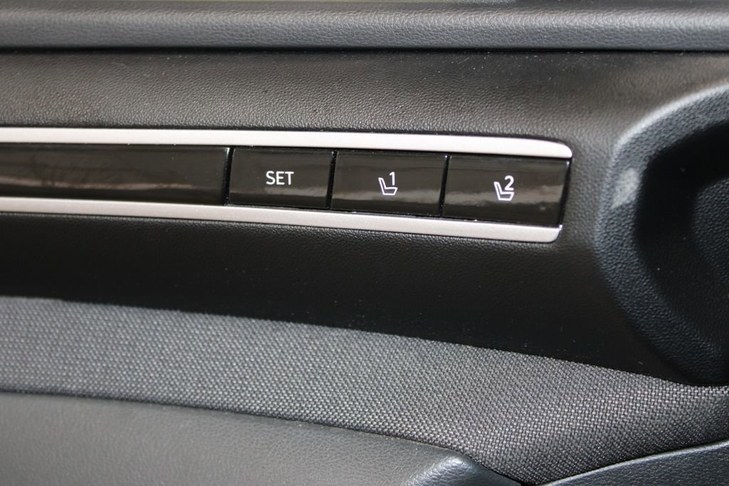 Used 2024 Hyundai Tucson Limited image 36