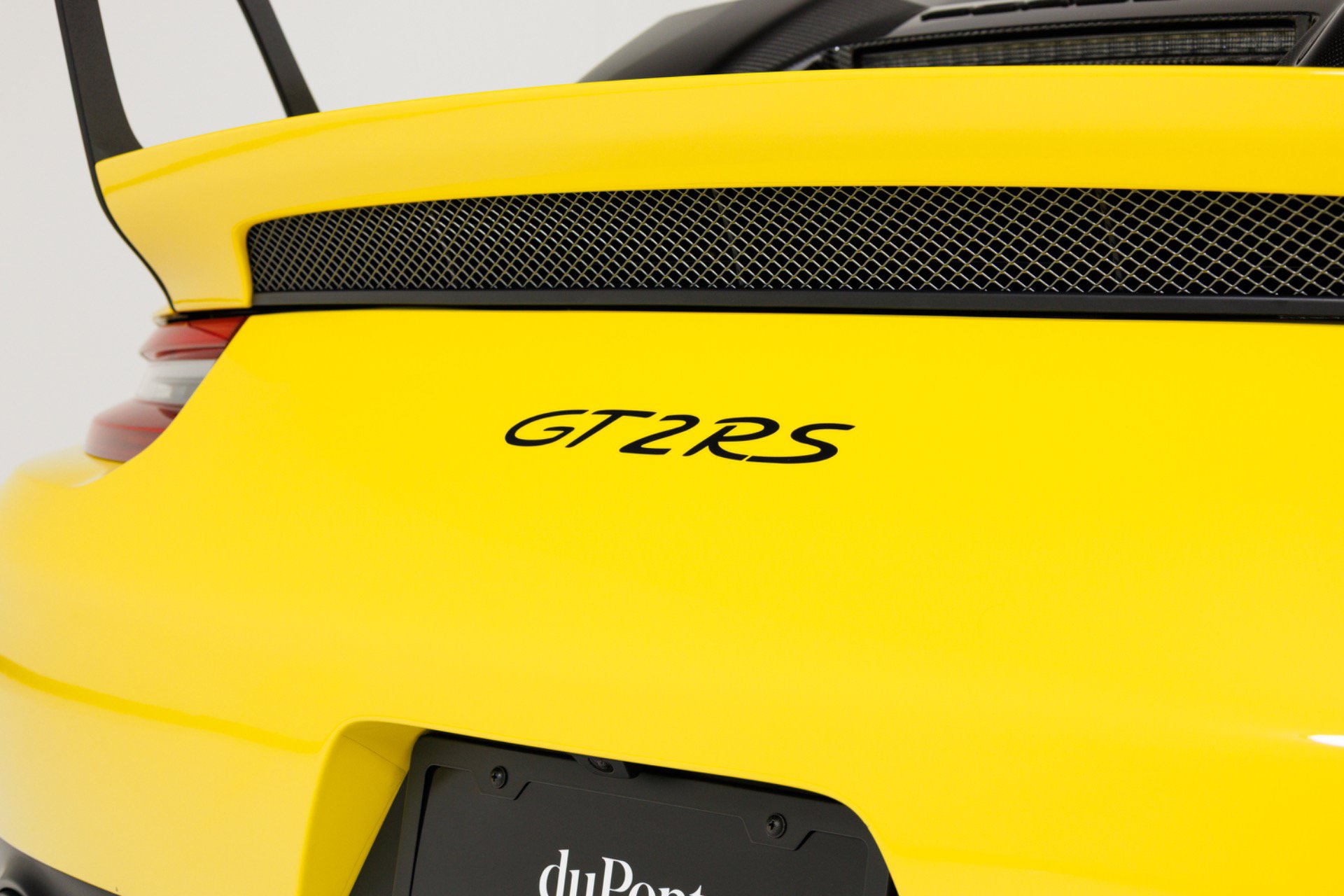 Used 2018 Porsche 911 GT2 RS w/ Weissach Package RWD image 78