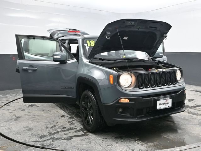 Used 2018 Jeep Renegade Altitude image 34