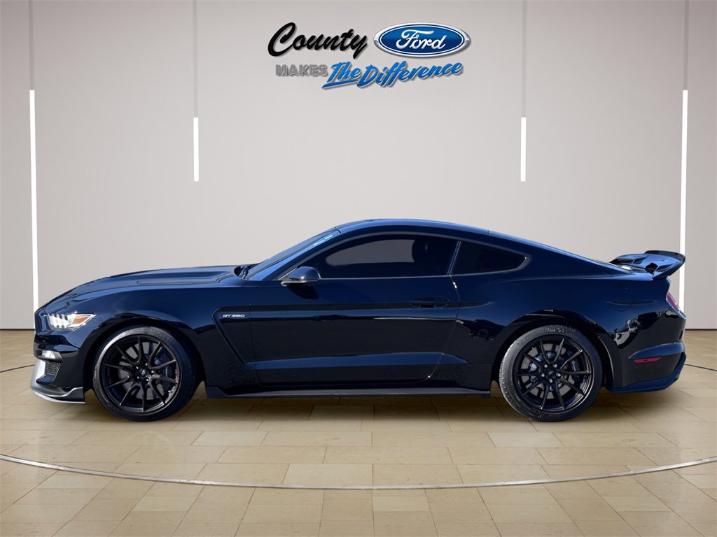 Used 2019 Ford Mustang Shelby GT350 w/ Technology Package image 3