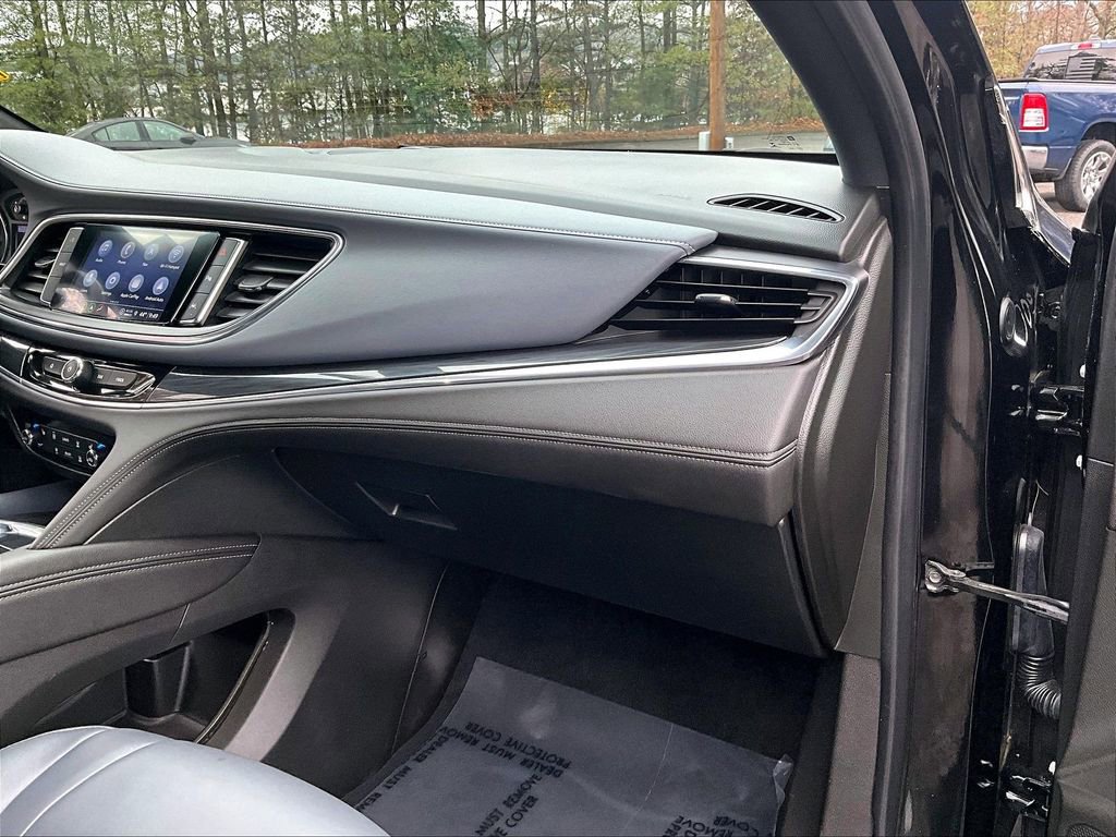 Certified 2022 Buick Enclave Essence w/ Experience Buick Package image 28