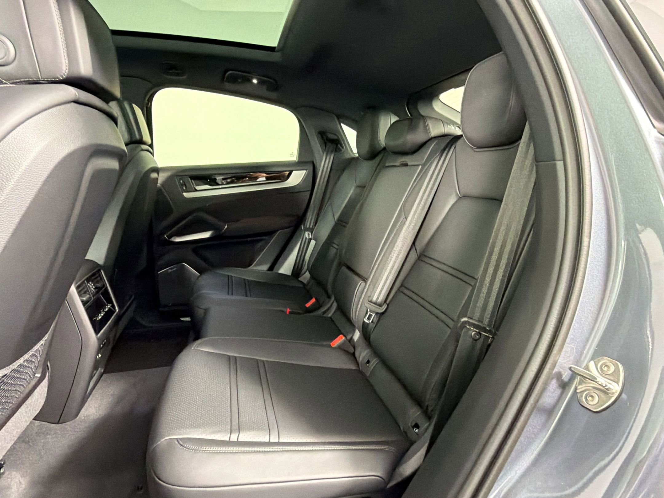 New 2026 Porsche Cayenne S AWD/4WD image 16