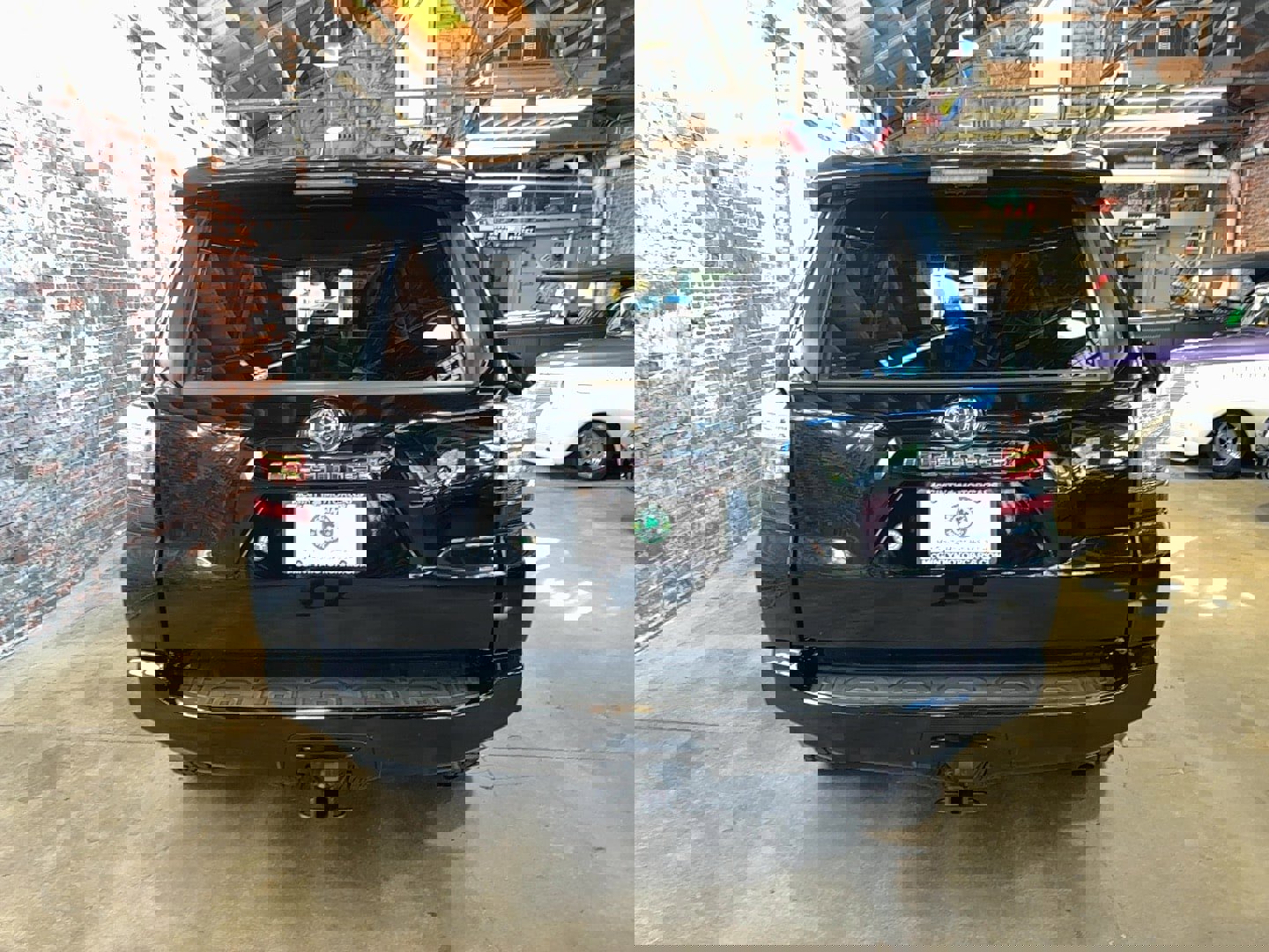 Used 2014 Toyota 4Runner SR5 image 3