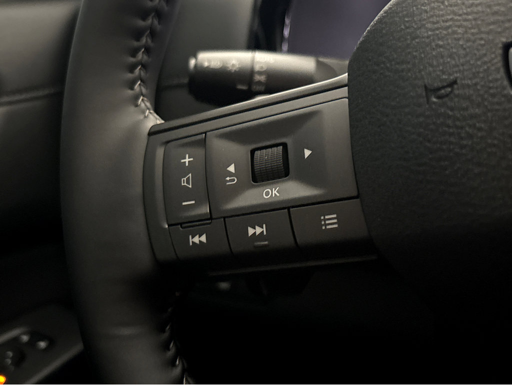 New 2026 Nissan Pathfinder SV FWD image 13