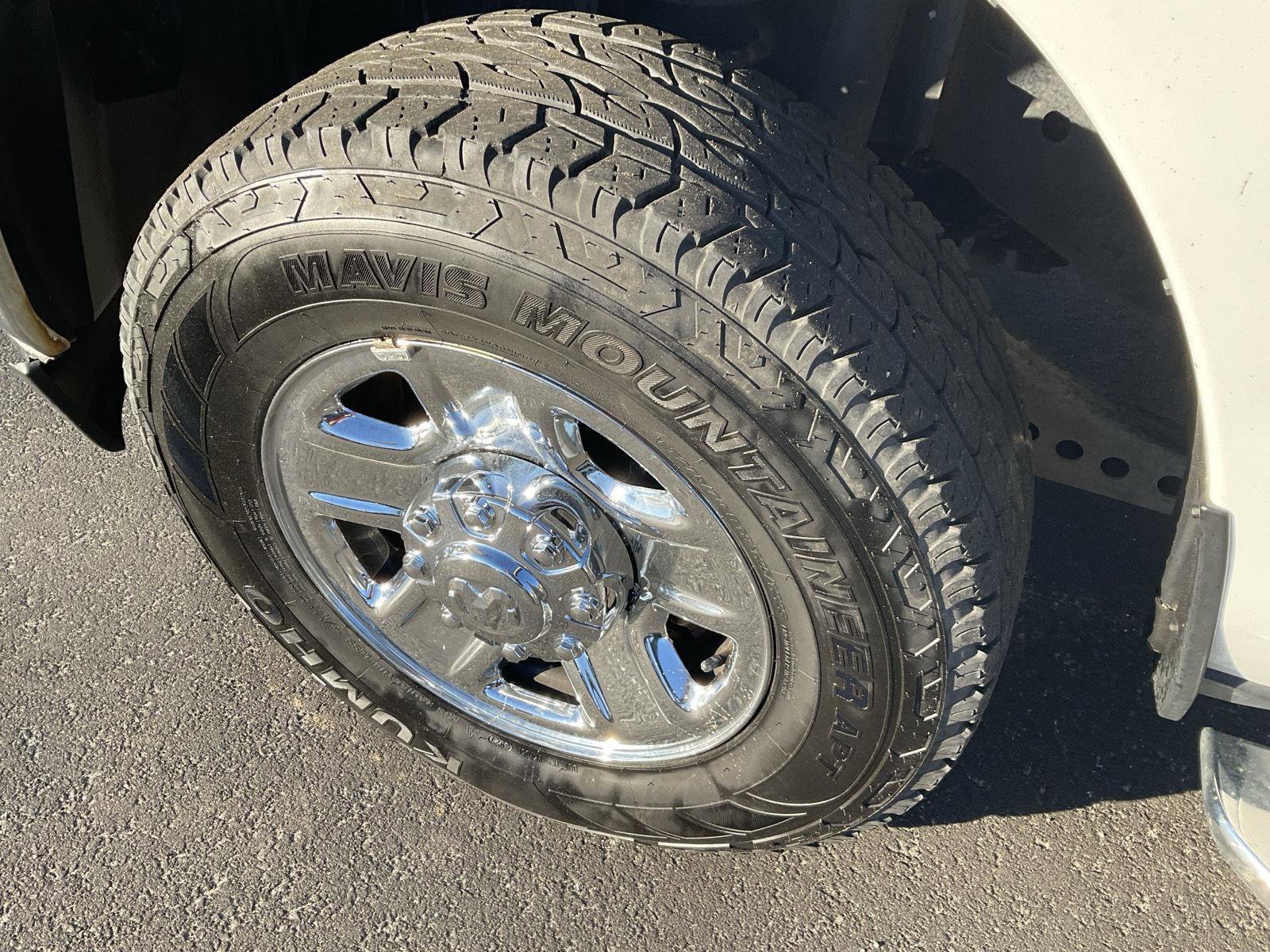 Used 2019 RAM 2500 Big Horn image 9