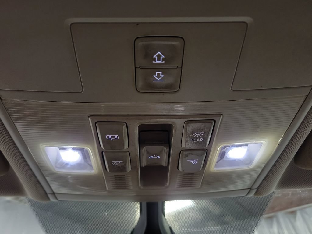Used 2019 Volkswagen Tiguan SE w/ Panoramic Sunroof Package AWD/4WD image 22