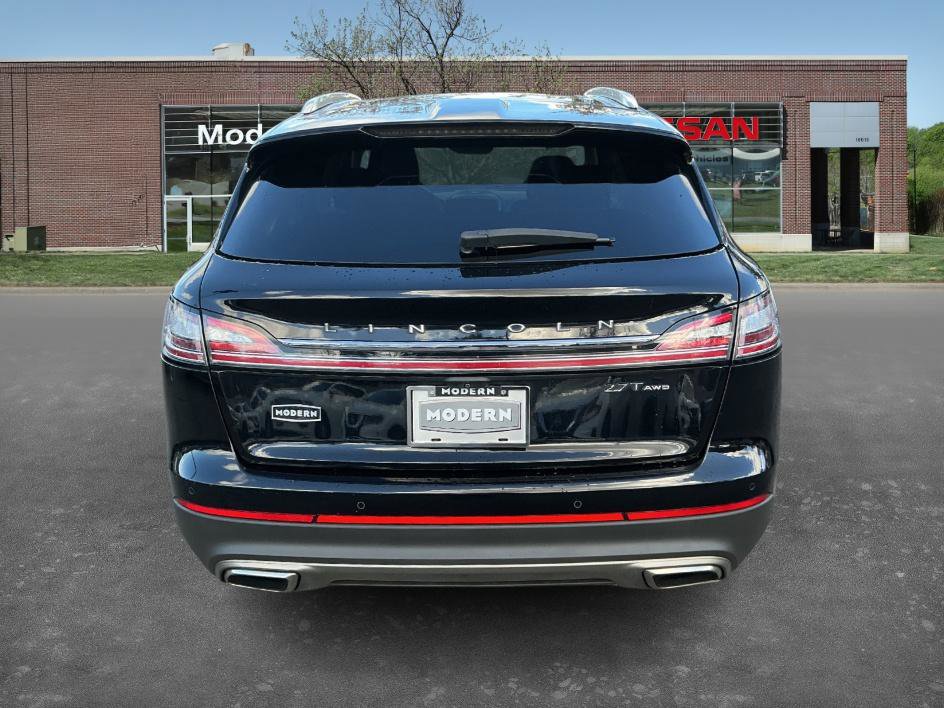 Used 2019 Lincoln Nautilus Reserve image 3