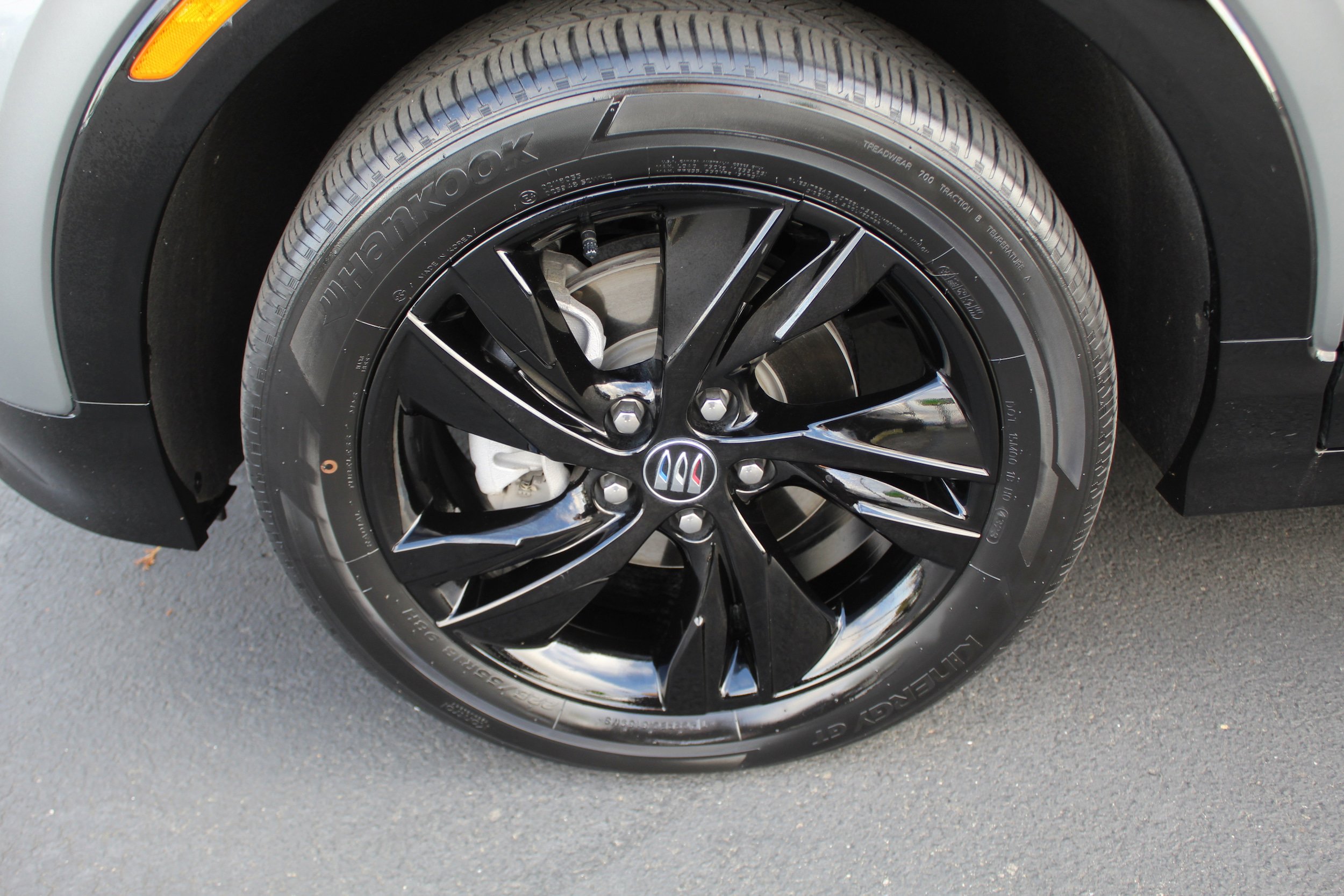 Used 2024 Buick Encore GX Sport Touring image 12