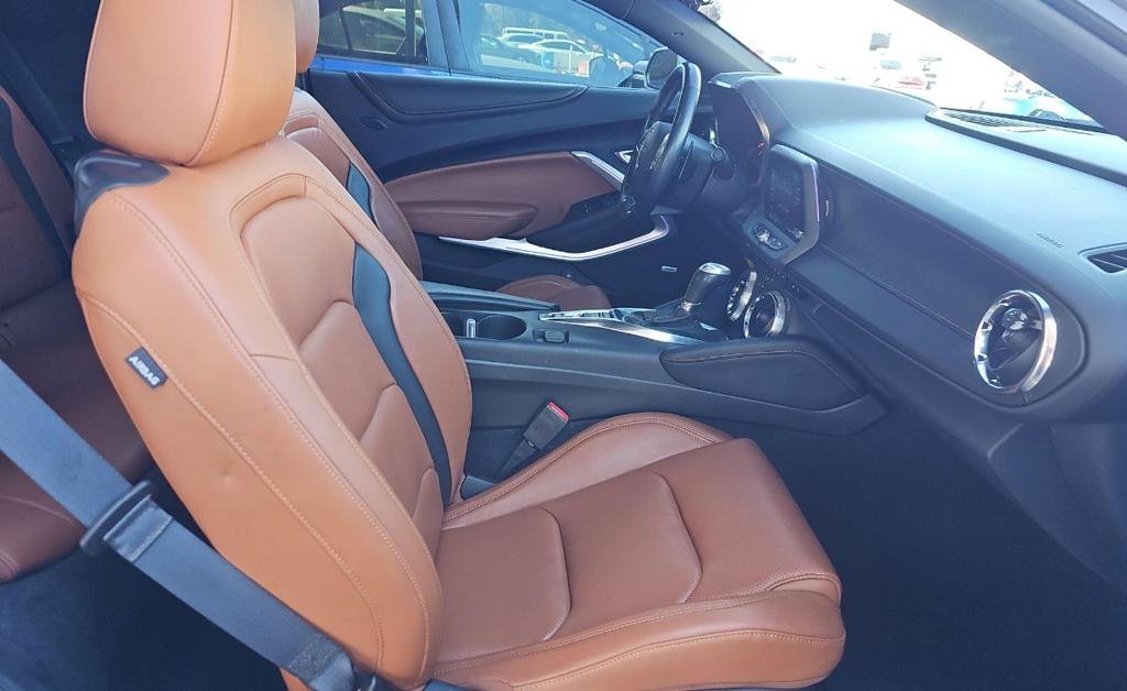 Used 2020 Chevrolet Camaro LT w/ RS Package RWD image 16