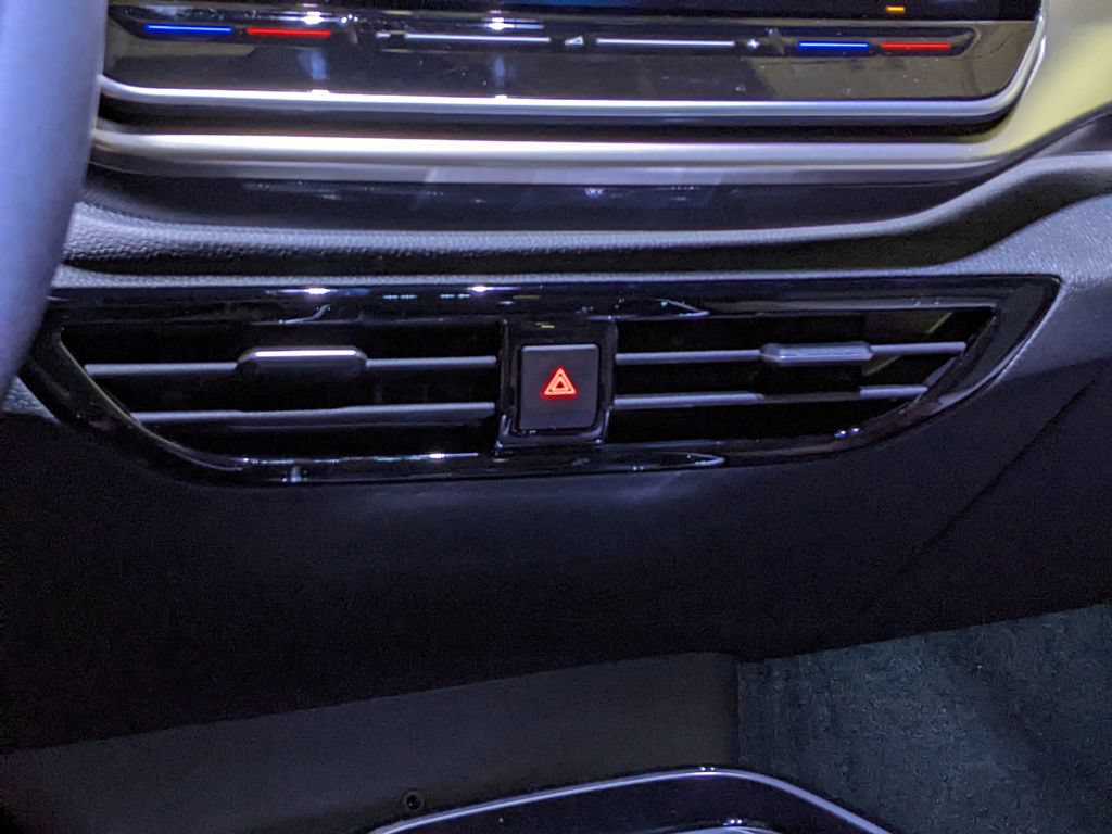 New 2026 Volkswagen ID.4 Pro AWD/4WD image 17