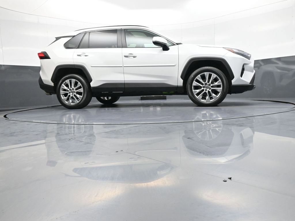 Used 2023 Toyota RAV4 Limited AWD/4WD image 30