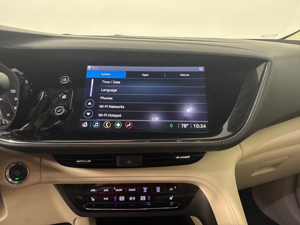 Used 2021 Buick Envision Essence FWD image 18