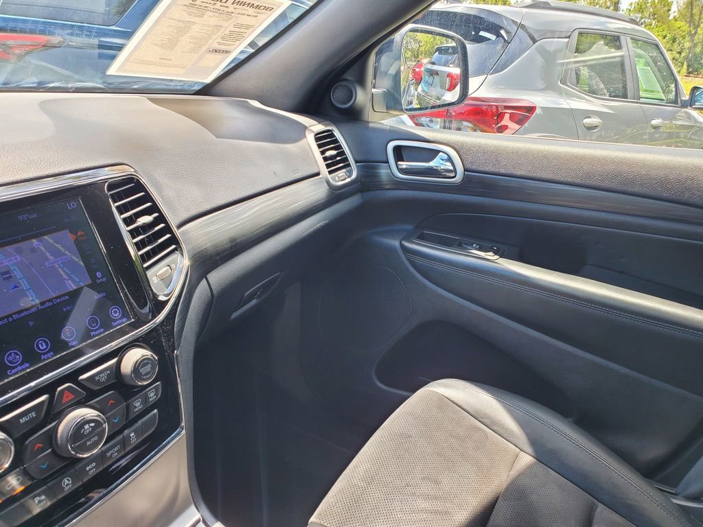 Used 2020 Jeep Grand Cherokee Altitude image 19