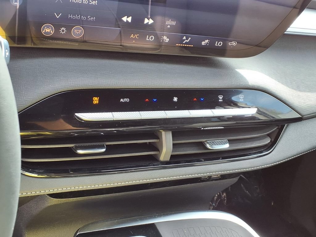 Used 2026 Buick Enclave Preferred FWD image 7