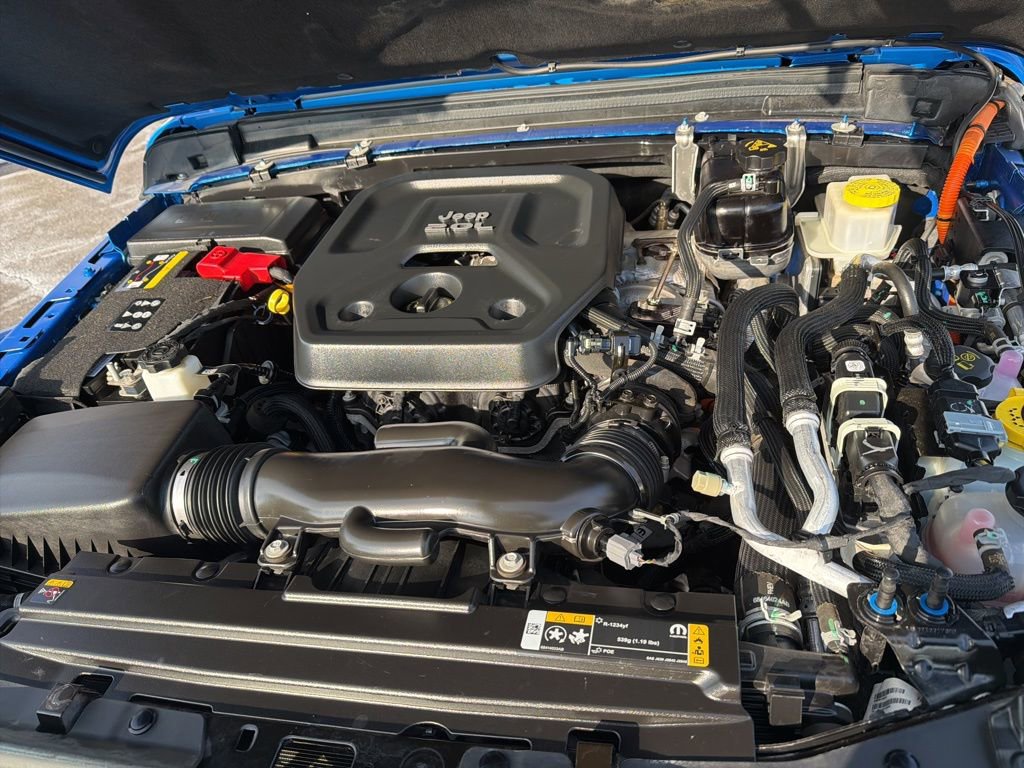 Certified 2021 Jeep Wrangler Unlimited Sahara w/ Cold Weather Group image 20