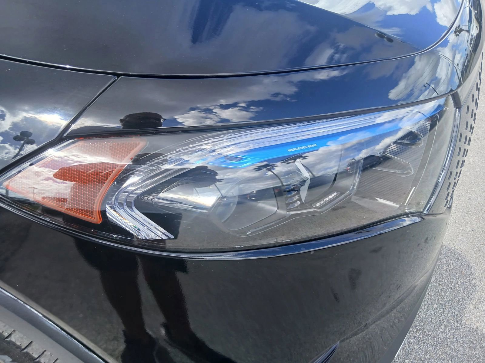 Used 2024 Mercedes-Benz EQB 300 4MATIC w/ Winter Package image 22