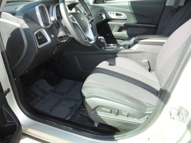 Used 2015 Chevrolet Equinox LT w/ Driver Convenience Package image 3