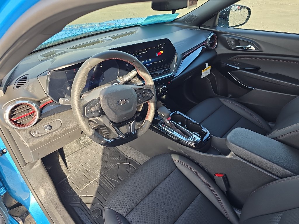 New 2026 Chevrolet Trax RS w/ Sunroof Package FWD image 10
