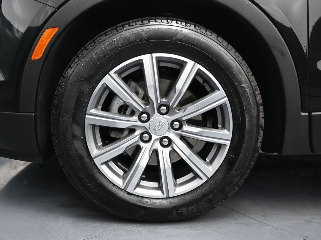 Used 2023 Cadillac XT4 Sport image 9