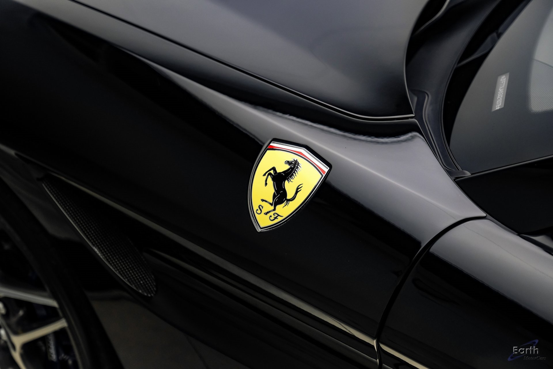 Used 2016 Ferrari California T image 37
