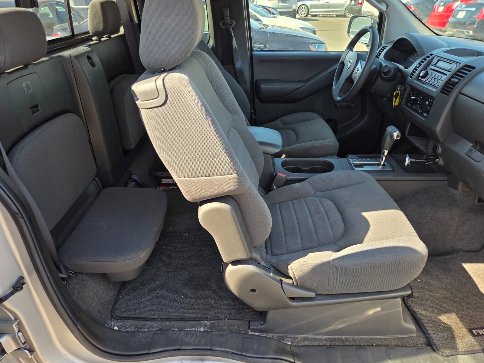 Used 2006 Nissan Frontier XE w/ (G01) XE Preferred Pkg RWD image 10