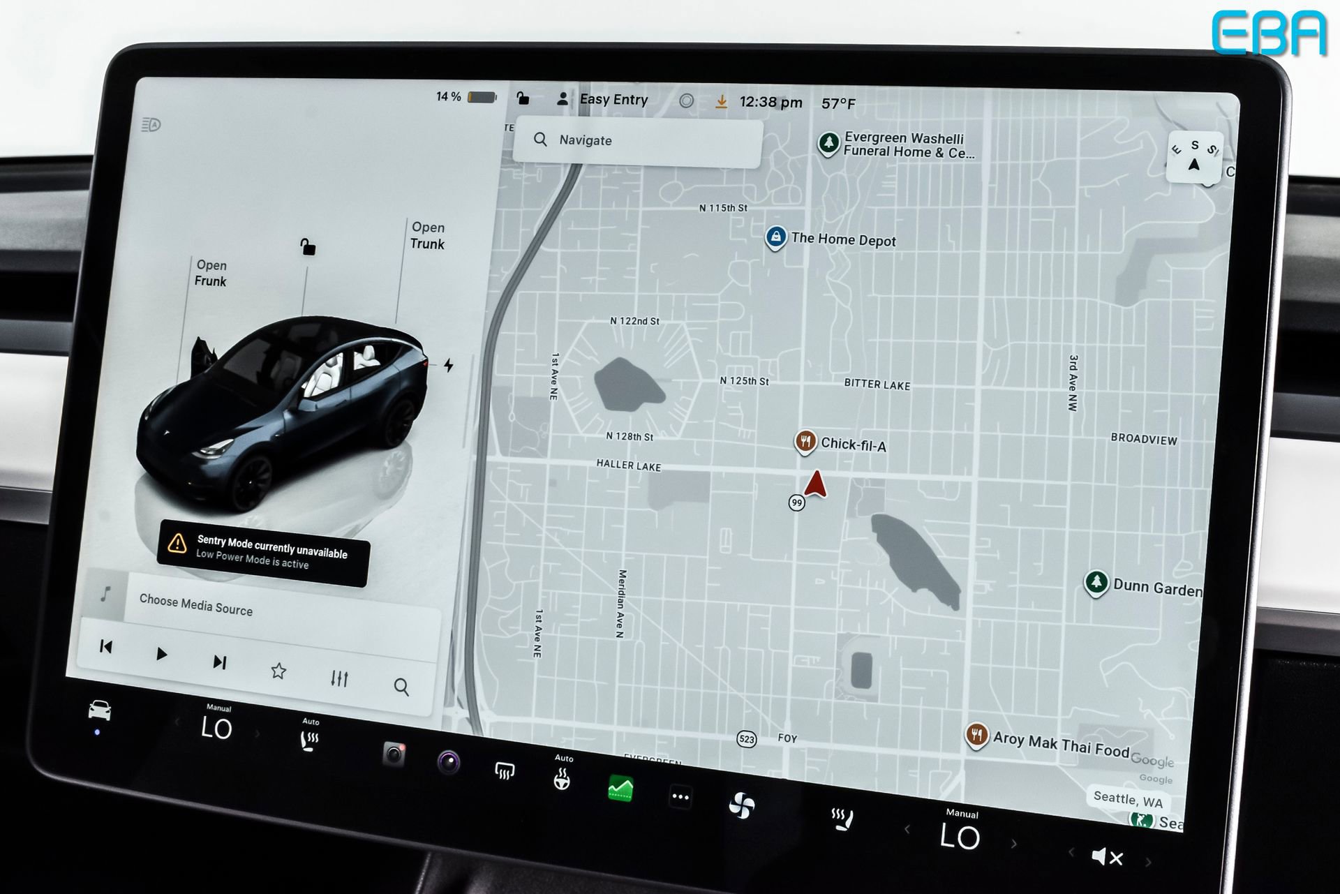 Used 2024 Tesla Model Y Long Range AWD/4WD image 24