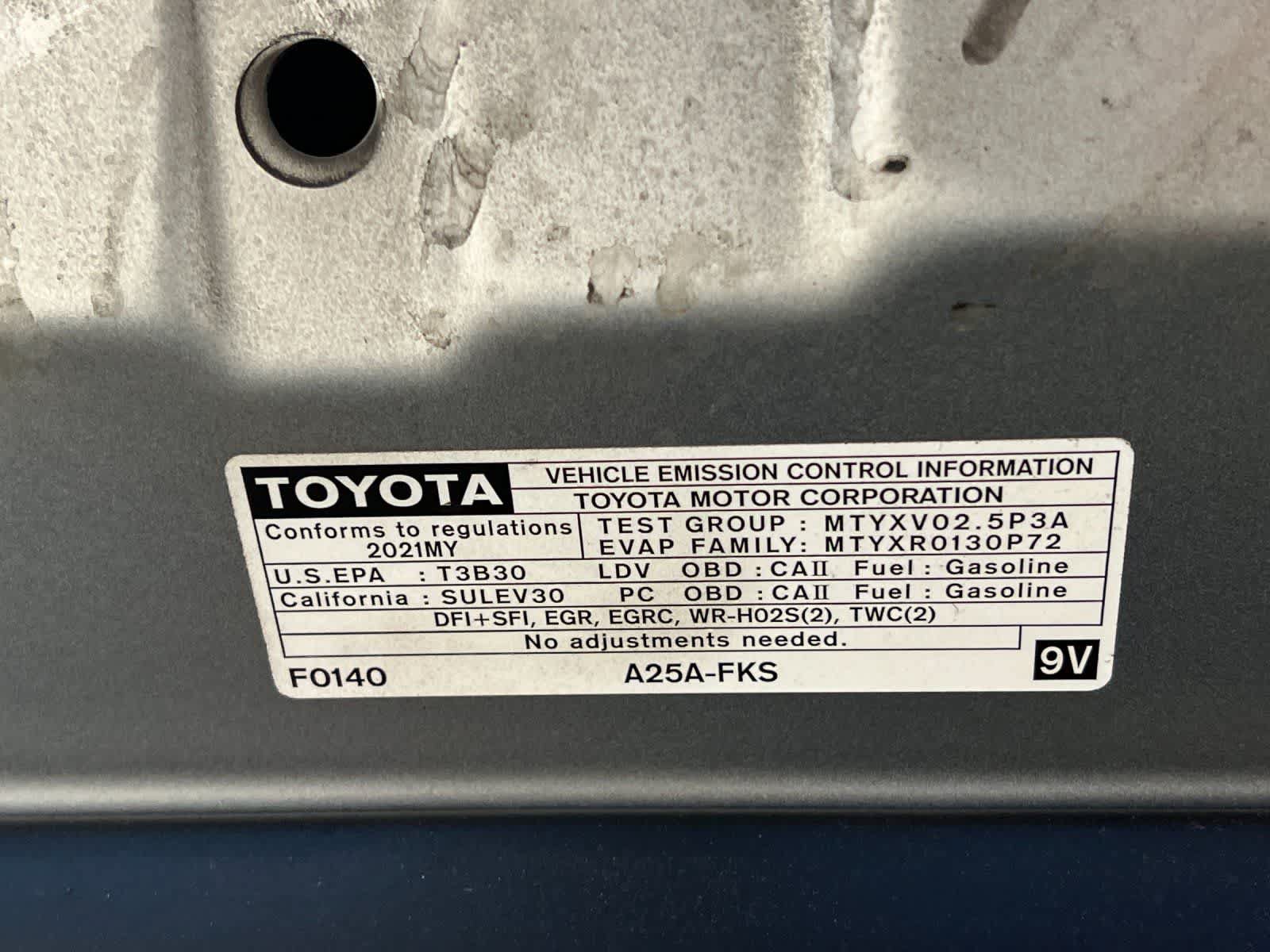 Used 2021 Toyota Camry SE w/ Convenience Package FWD image 29