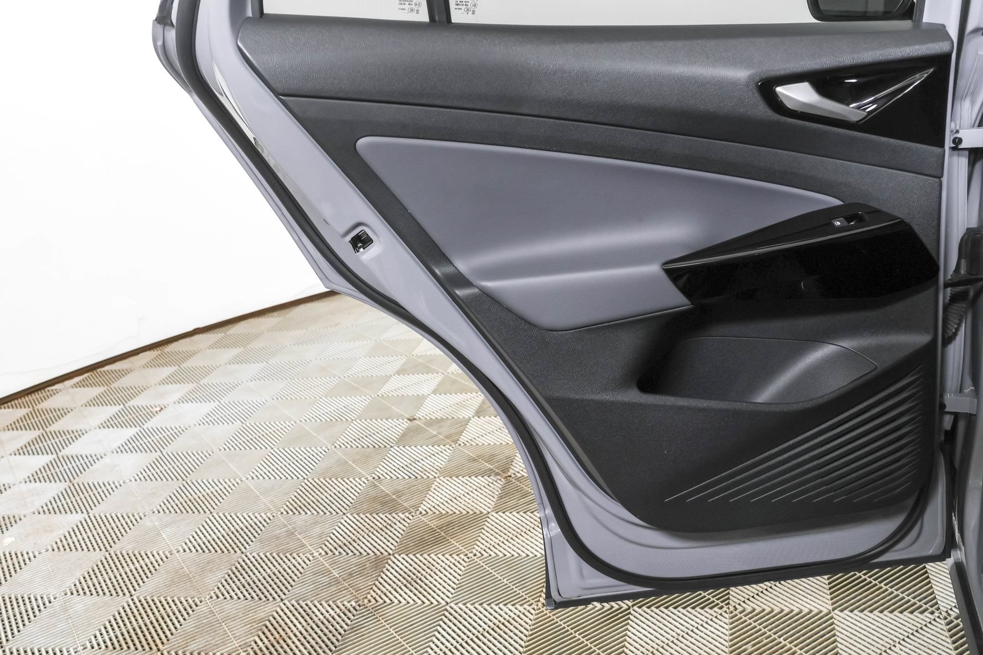 Certified 2022 Volkswagen ID.4 Pro S RWD image 40