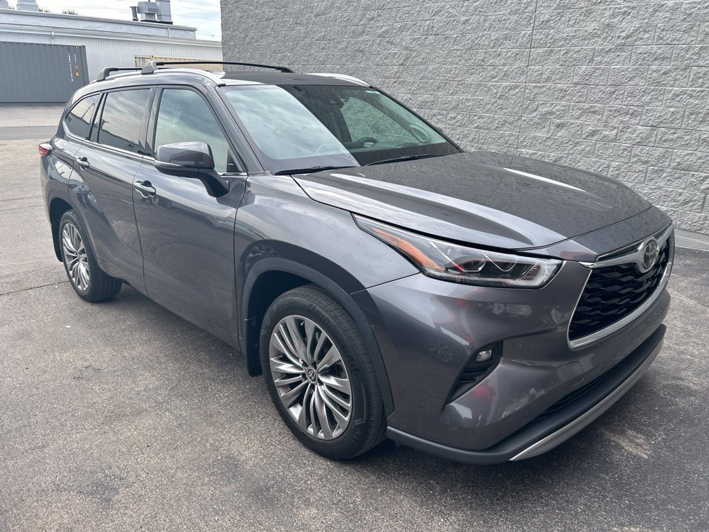 Used 2021 Toyota Highlander Platinum
