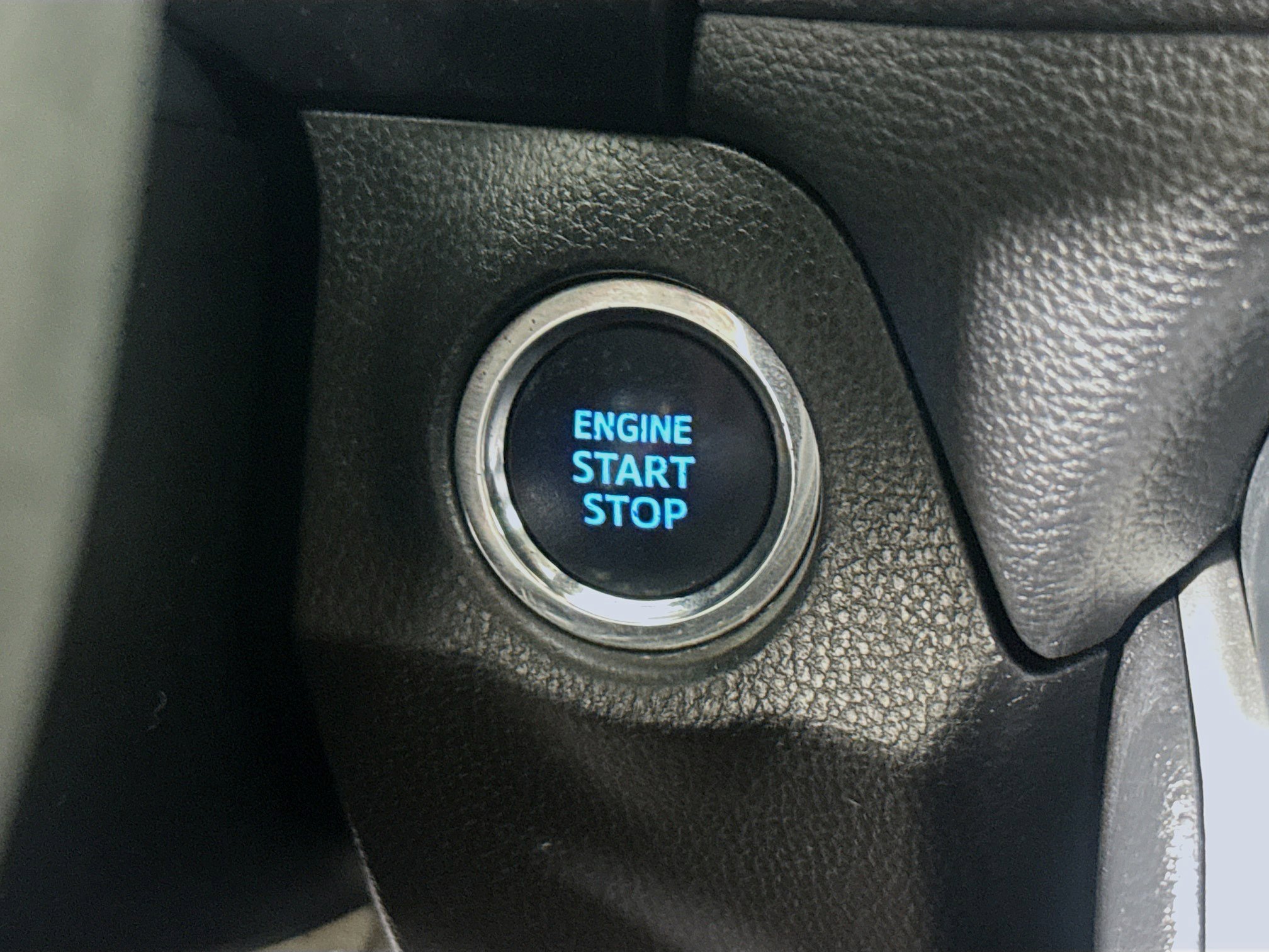 Used 2021 Toyota RAV4 XLE image 20