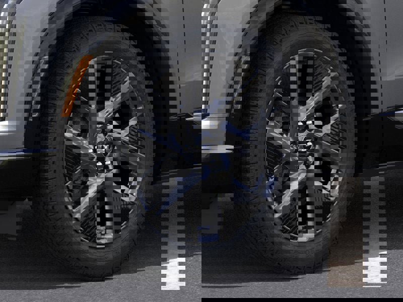 New 2025 Cadillac Optiq Luxury 1 w/ LPO, Floor Liner Package image 9