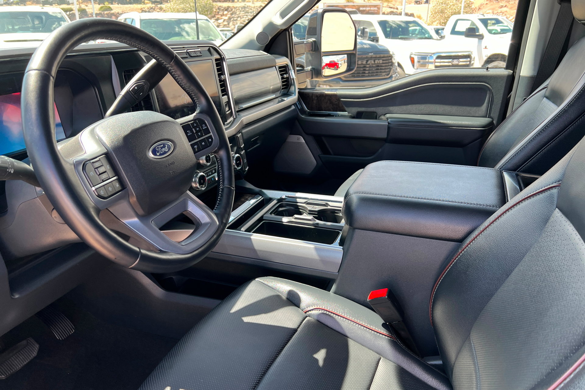 Used 2024 Ford F350 Lariat w/ Black Appearance Package AWD/4WD image 16