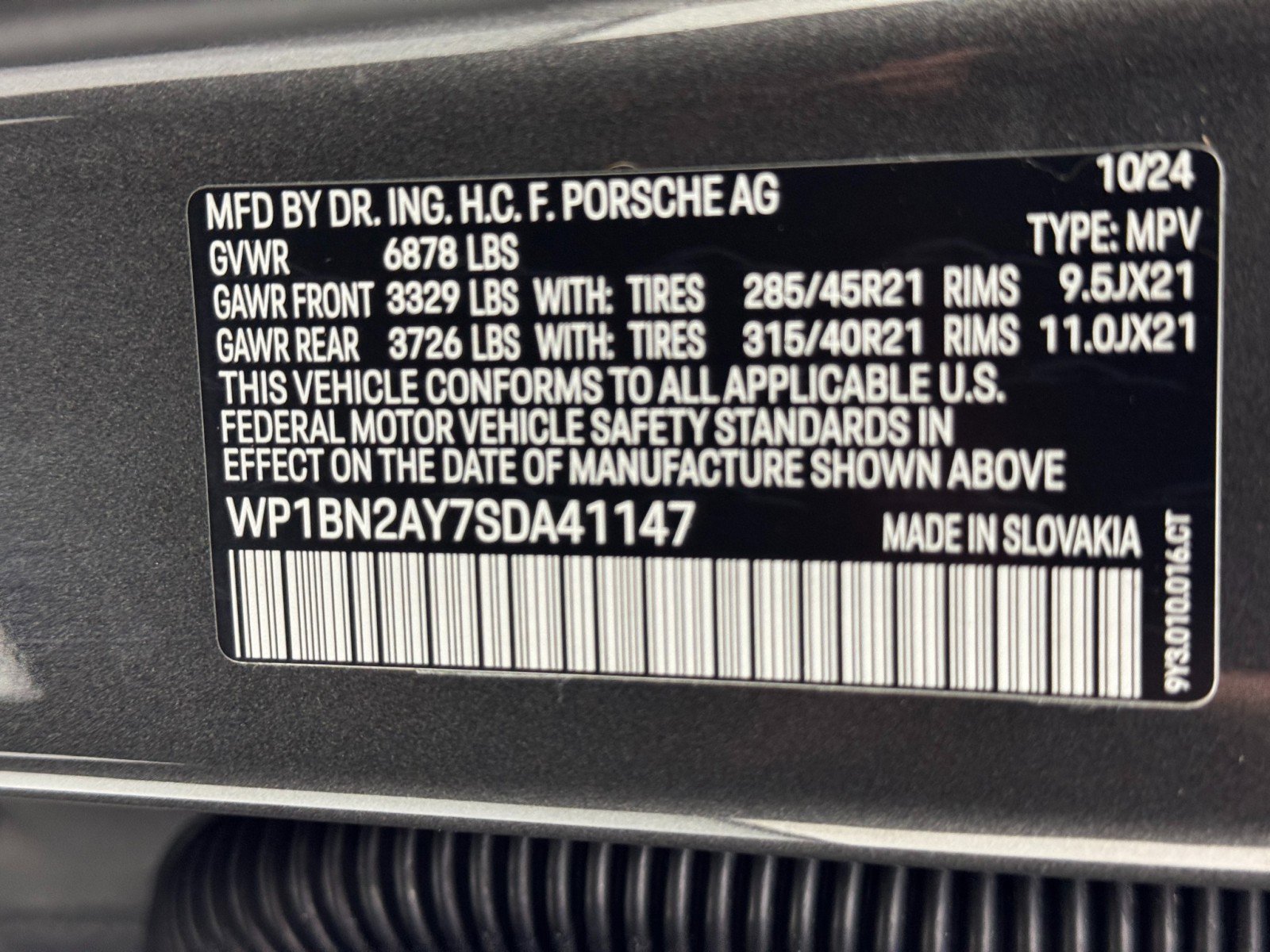 Used 2025 Porsche Cayenne S image 49