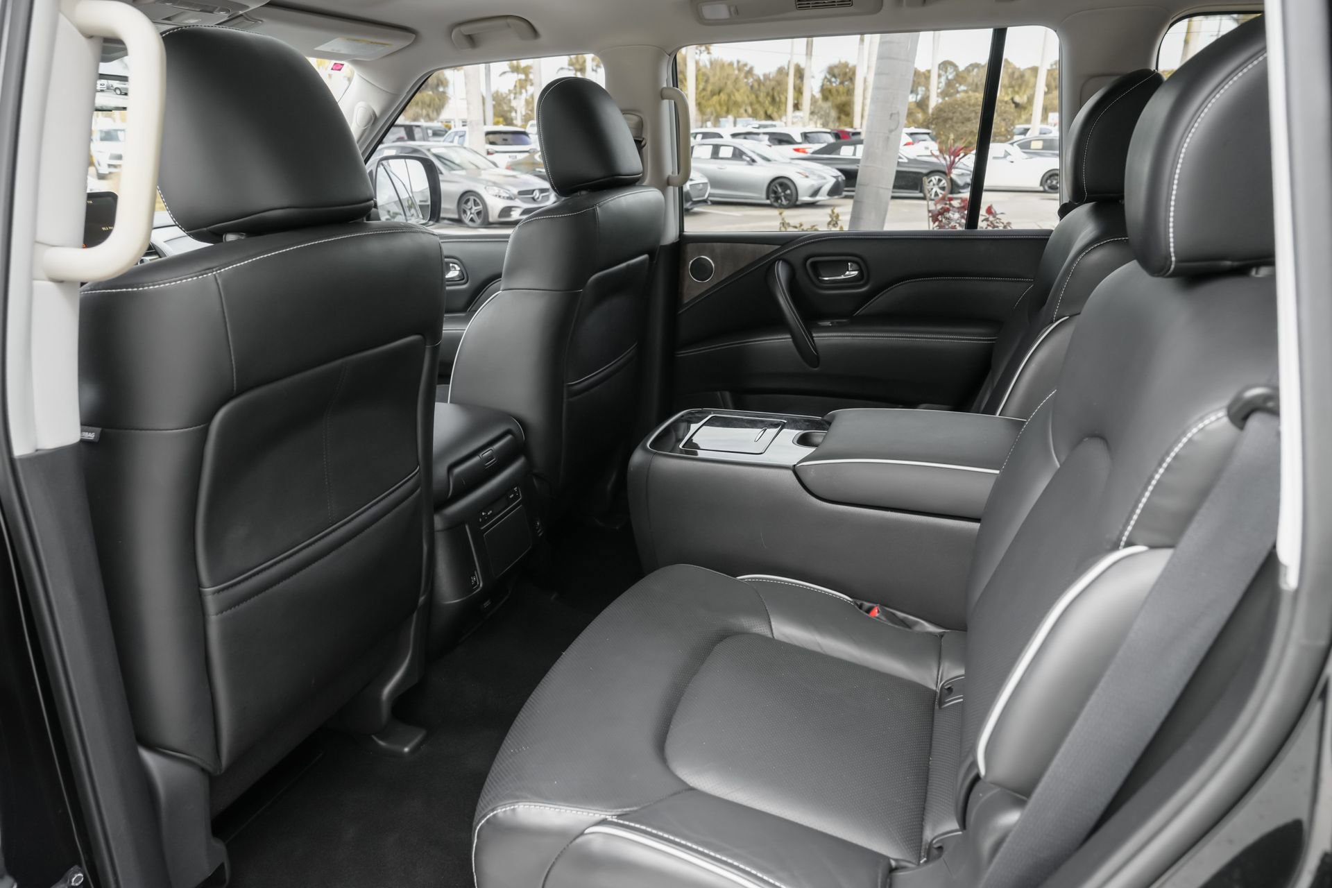 Certified 2024 INFINITI QX80 Premium Select w/ Cargo Package image 34