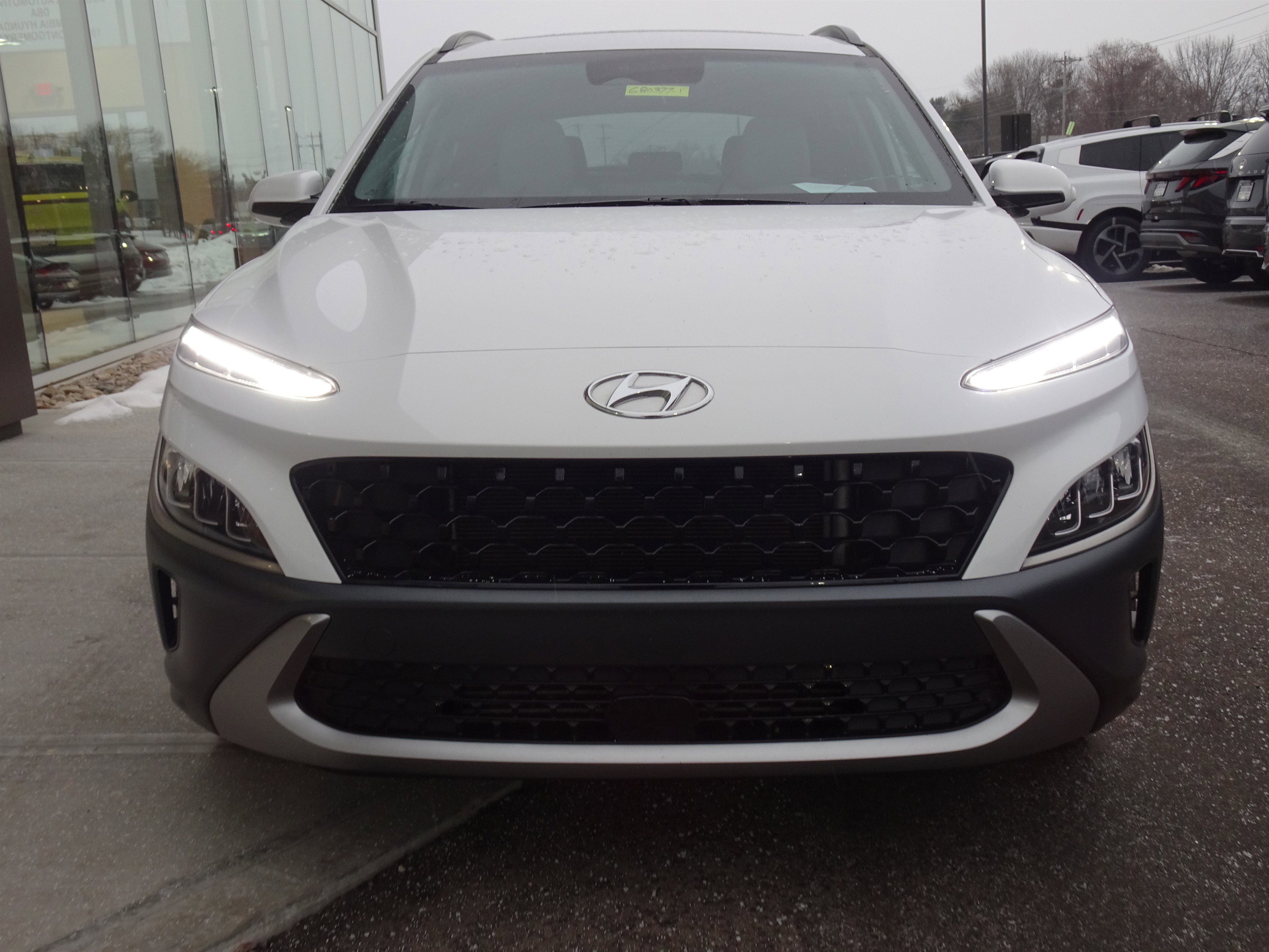Used 2022 Hyundai Kona Limited image 7
