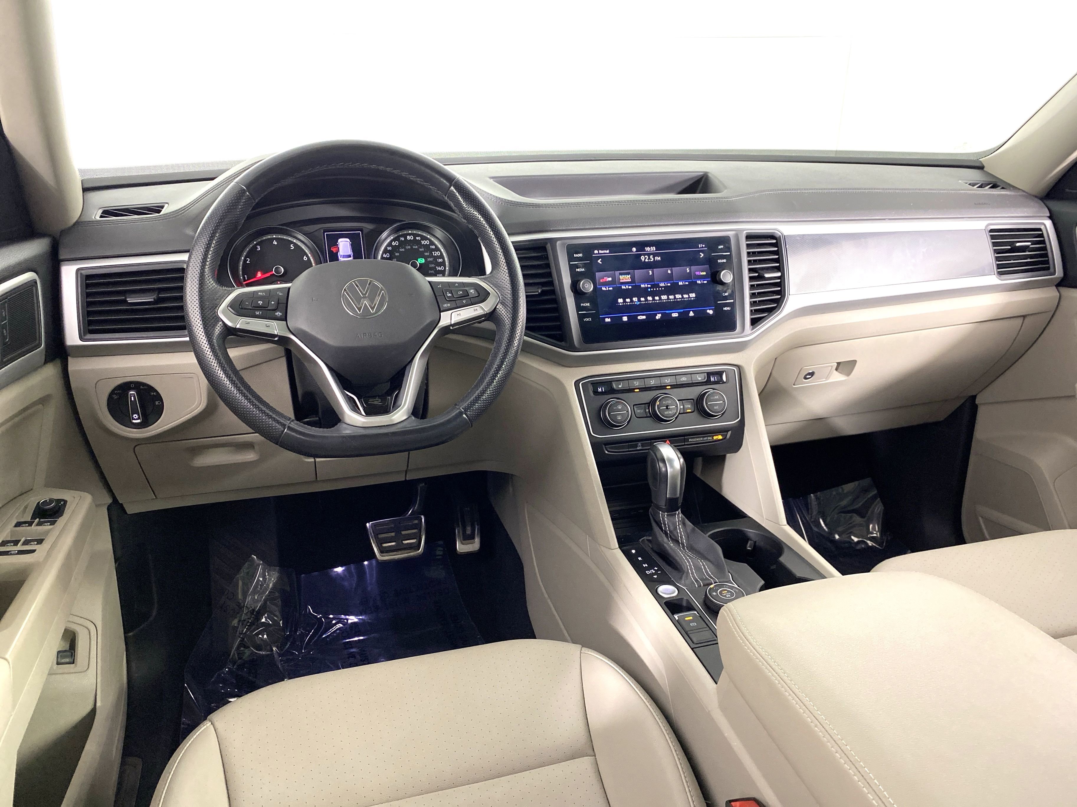 Used 2021 Volkswagen Atlas SE w/ Panoramic Sunroof Package image 19