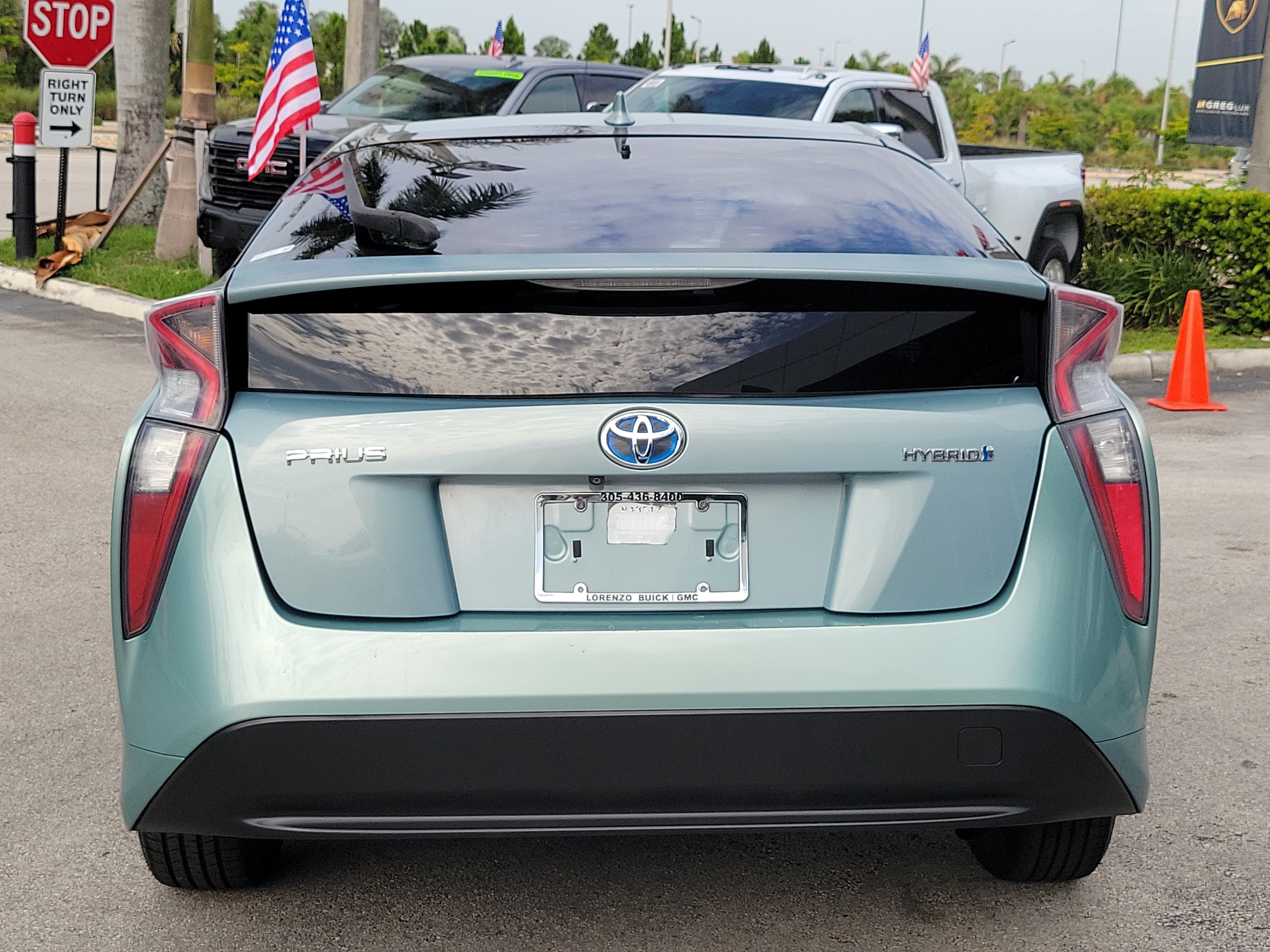 Used 2016 Toyota Prius Two FWD image 6