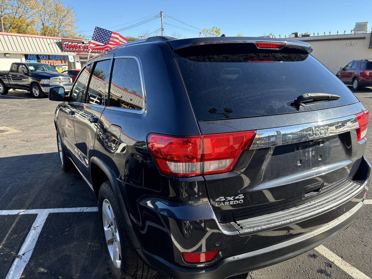 Used 2012 Jeep Grand Cherokee Laredo image 5