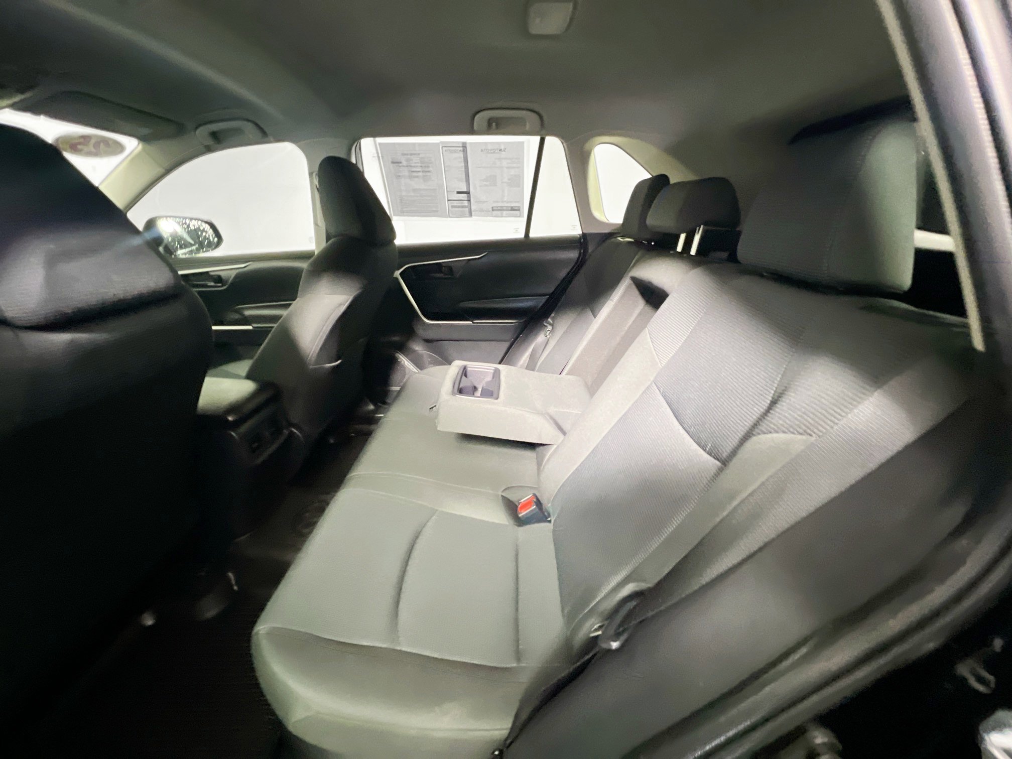 Used 2025 Toyota RAV4 LE image 28