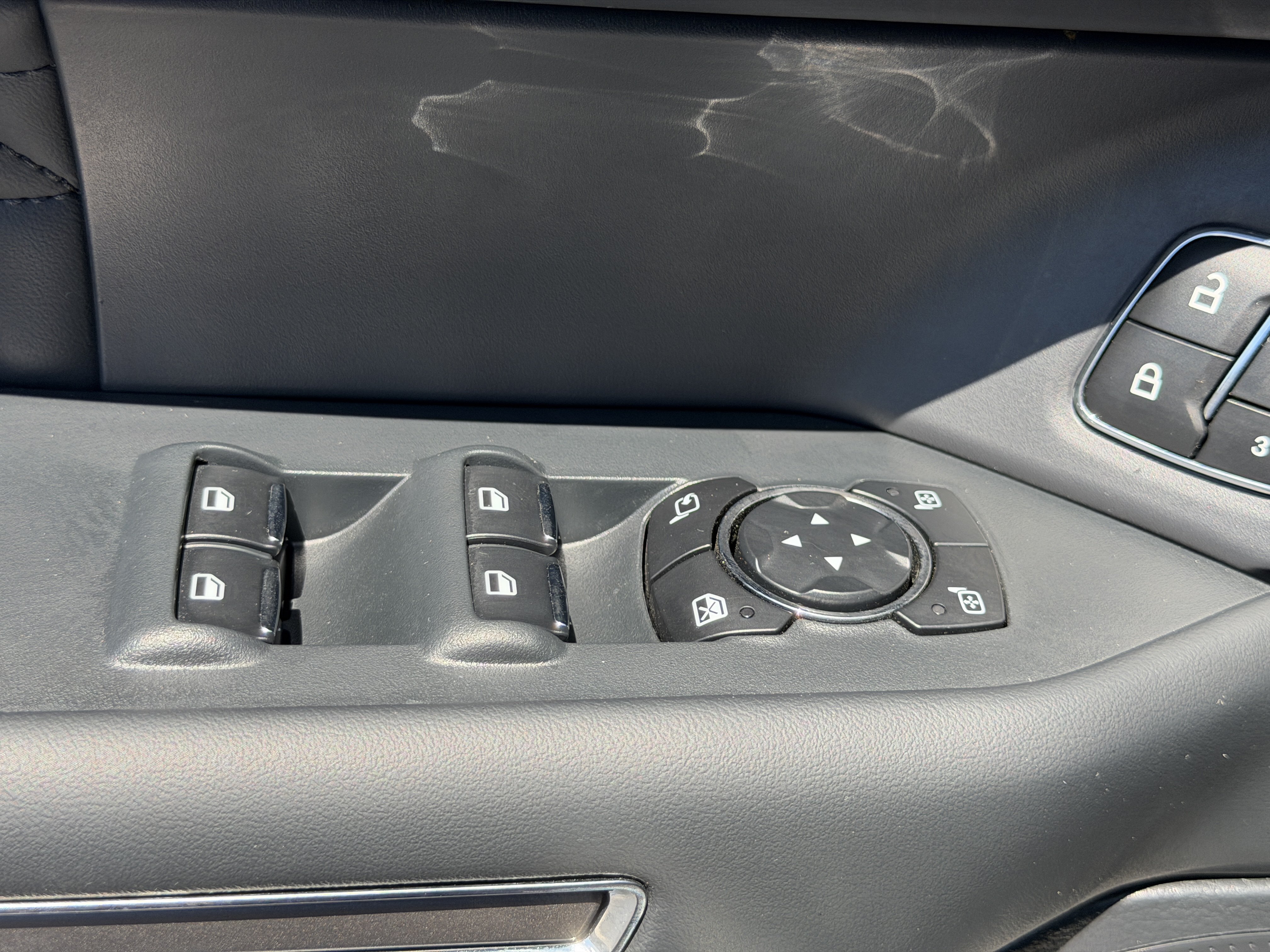 Used 2023 Ford Expedition Platinum AWD/4WD image 21
